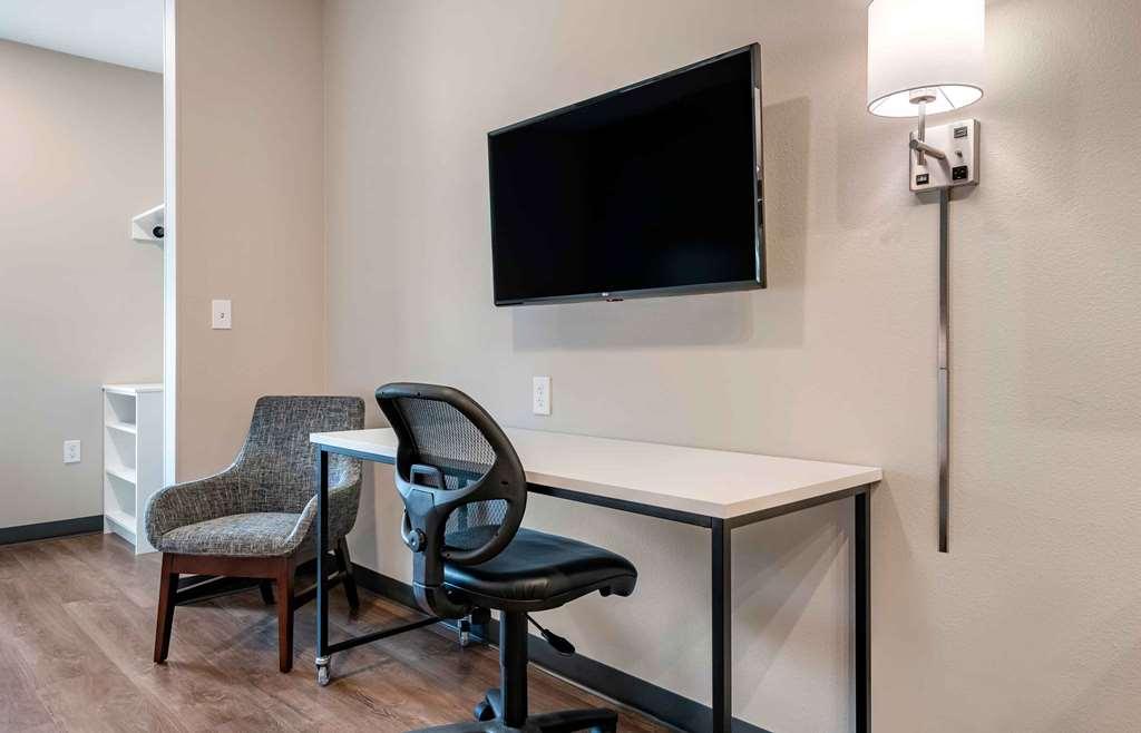 Extended Stay America Premier Suites - Tampa - Fairgrounds - Casino الغرفة الصورة